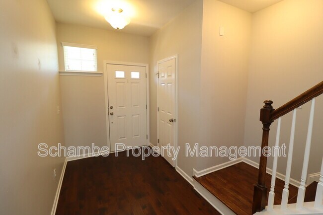 Photo - 408 Starkey St