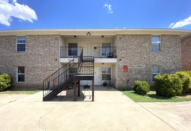 Photo - 334 S 40th St Unit #C