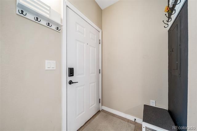 7292 S Blackhawk St Unit 203