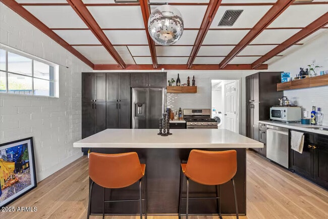 Photo - 334 W Glenrosa Ave