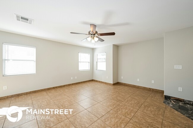 Photo - 7270 Morrison St