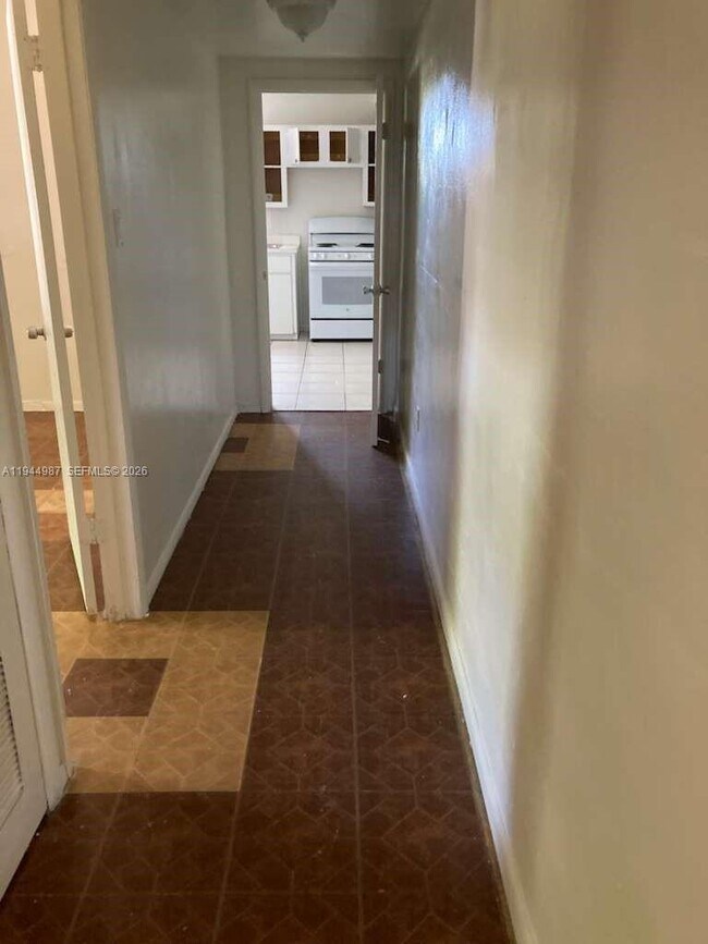 Photo - 18815 NW 33rd Ct