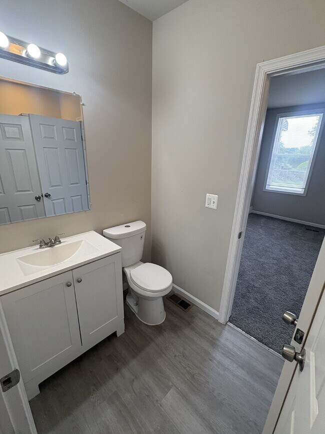 Renovated 1-Bedroom Apartment in Belair-Edison