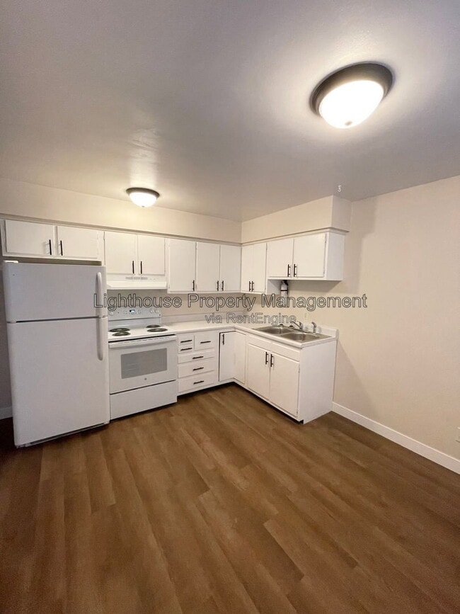 Photo - 1924 Sunnyside Dr