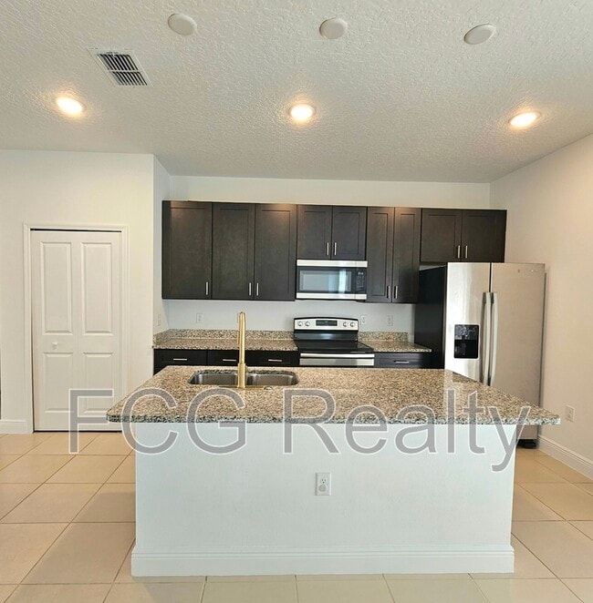 Photo - 15772 SW 37th Cir