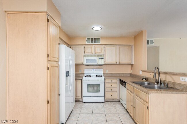 Photo - 5710 E Tropicana Ave Unit 1146