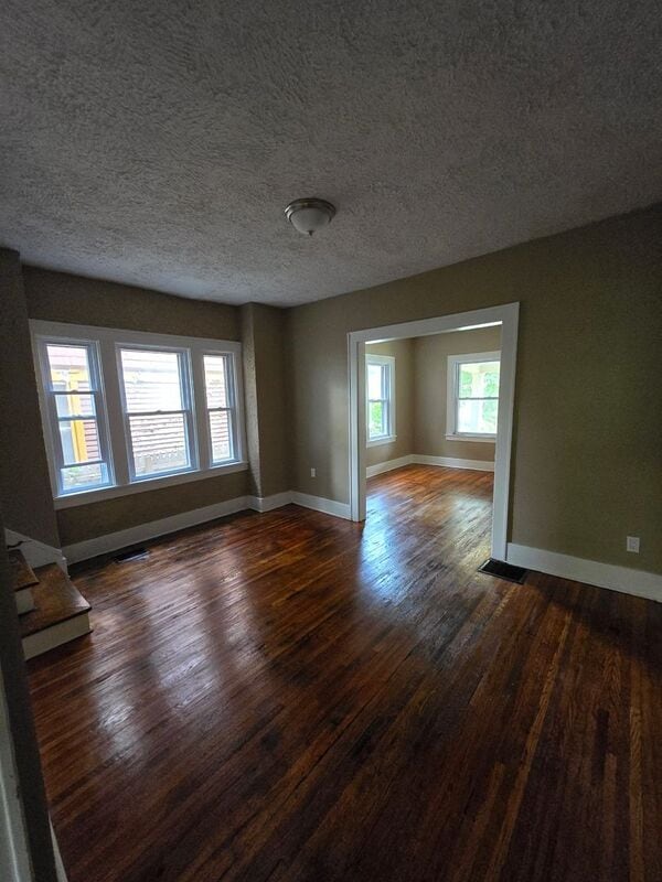 Building Photo - 93 Quincy St Rental