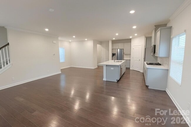 Photo - 826 Windage Wy