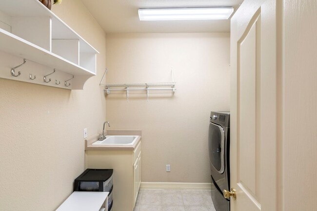 Photo - 15 Sarazen Loop N