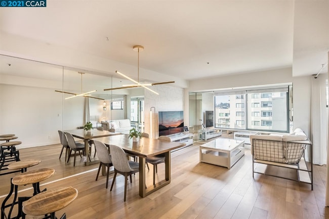 Photo - 601 Van Ness Ave Rental