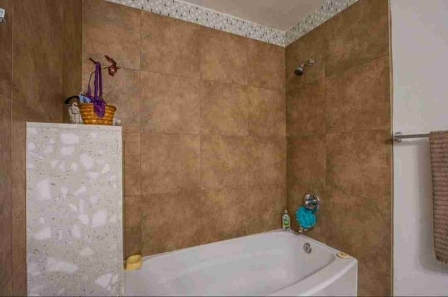 Photo - 5576 W Rochelle Ave.