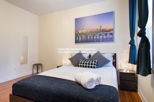 Photo - 56 Queensberry St Unit 3