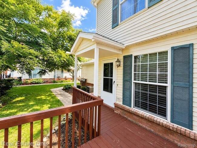 Photo - 732 Griswold St