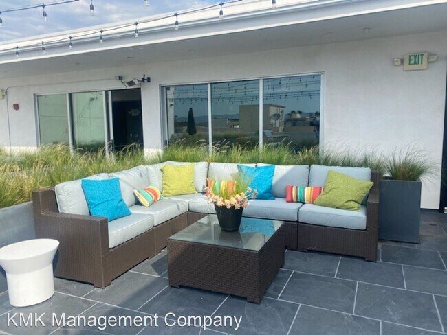 Photo - 2 br, 2 bath Apartment - 11811 Culver Blvd...