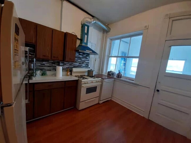Photo - 5468 S Ridgewood Ct Unidad 2