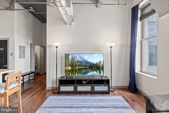 Photo - 511 N Broad St Unit 806