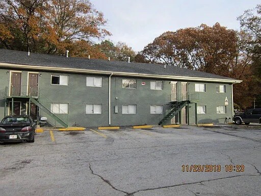 Photo - Room in Apartment on Allen Dr