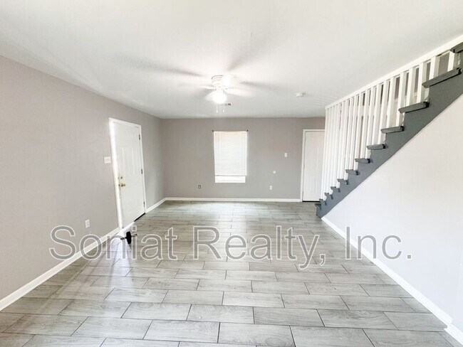 7721 S Coronet Ct Unit D