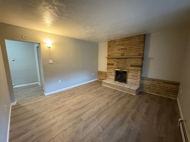 Photo - 62 N Bryant Ave Unit Apt 2