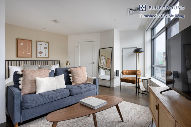 Building Photo - 771 Beacon St Rental