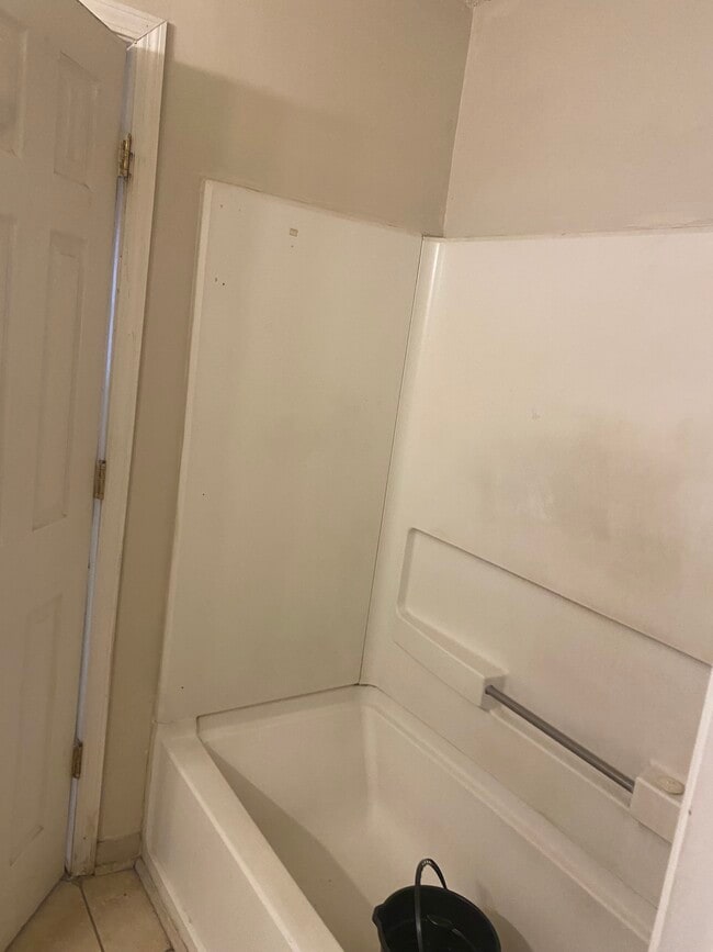 Photo - 412 Tina Hely Ct