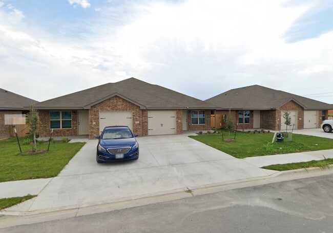 2420 Duntov Dr