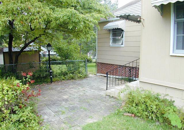 Photo - 425 Rogers Ave