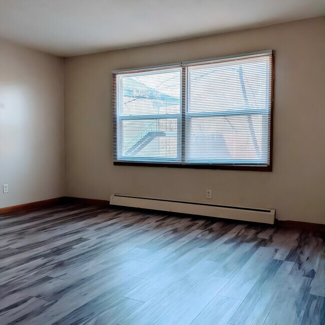 Photo - Trailway Apartments