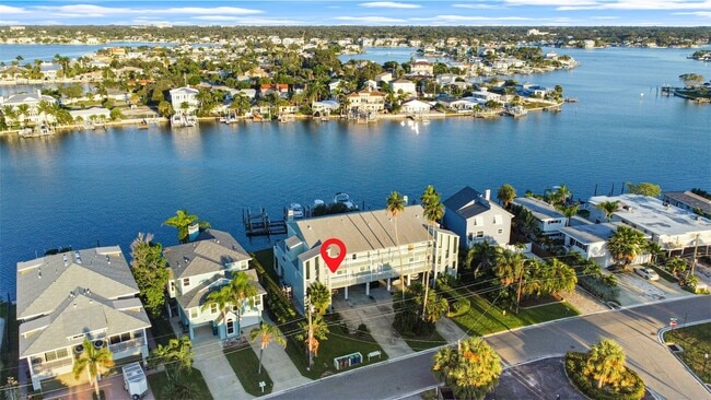 Photo - Waterfront Luxury Living – Fully Renovated...