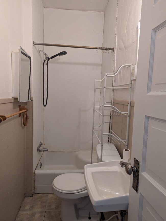 614 Lafayette St Unit 1