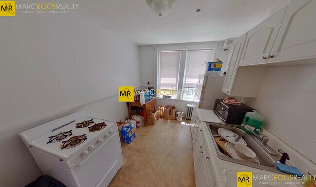 Photo - 305 Allston St Unit 4