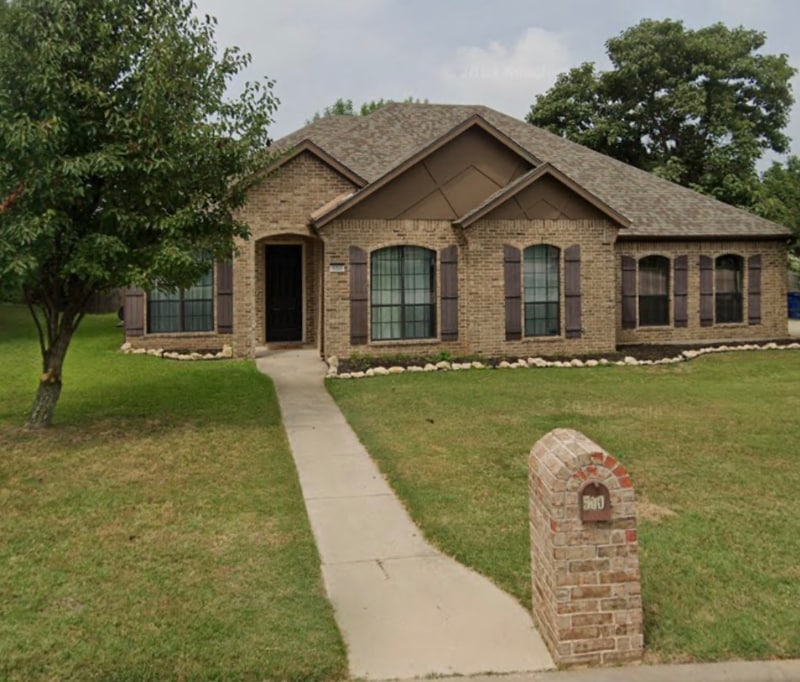 Photo - 500 Edwards Dr