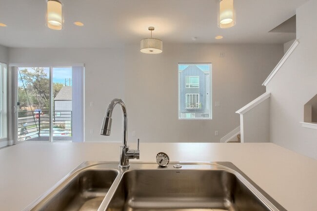 Photo - 1018 Depew St