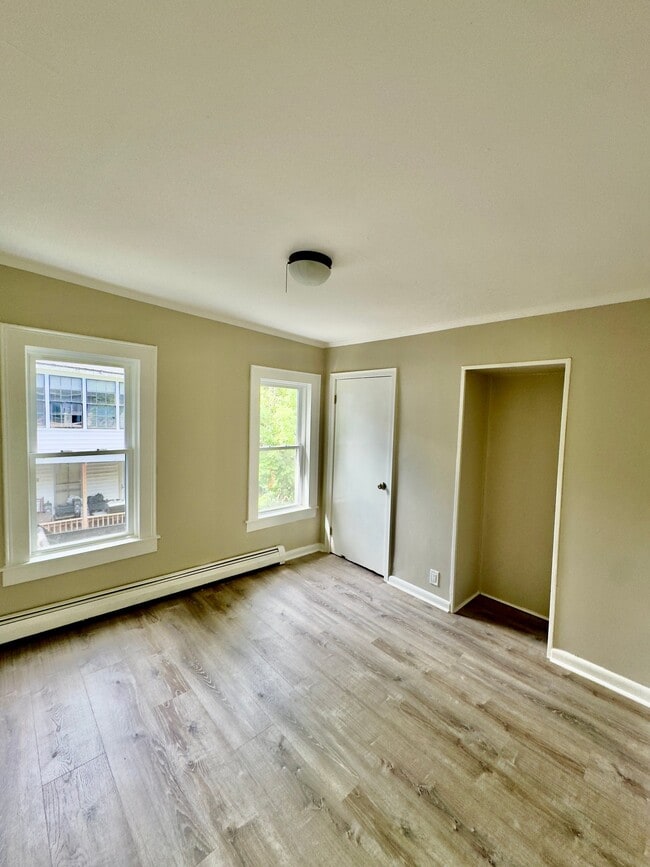 Photo - 103 Powell St Unit 2nd Floor