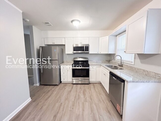 Photo - 5267 Joan of Arc Pl