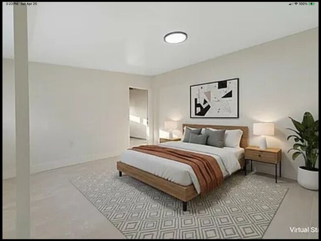 Photo - 2342 S Sowell St