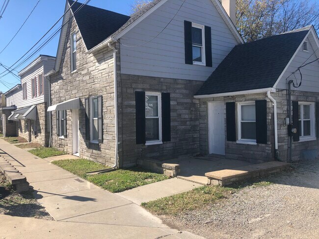 Front of house - 317 S Main St House