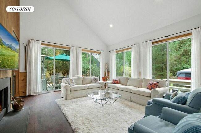 Photo - 61 Huckleberry Ln