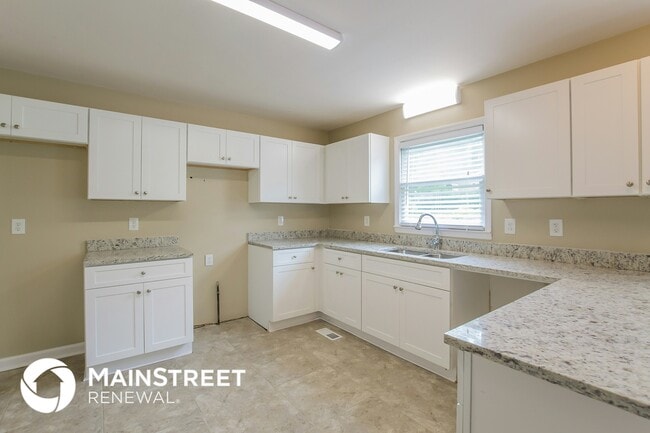 Photo - 633 Stone Harbor Pkwy SW