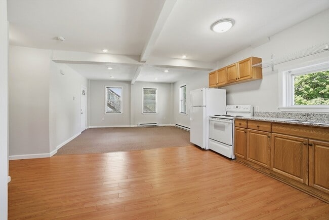 Photo - 44 Howarth Rd Unit 5