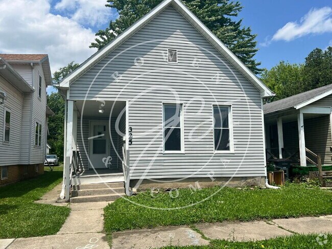 Building Photo - 325 E Streicher St Rental
