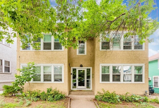 Building Photo - Guffey Properties Unit 3