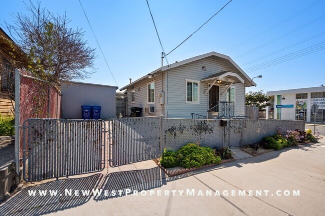 Photo - Charming Barrio Logan 2 Bedroom, Available Now! Unit A