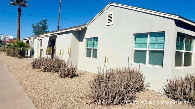 Photo - 1509 N 15th Ave