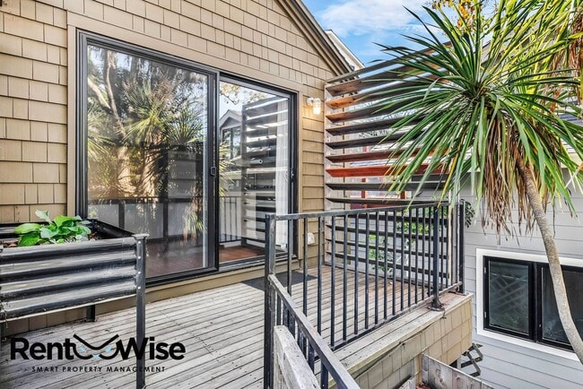 Photo - 130-136-136 Mullen Ave Unit 130 Mullen Ave