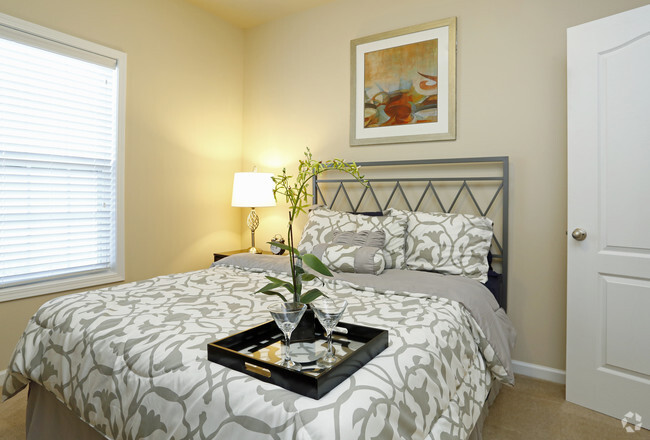 Interior Photo - Bristol Park Rental