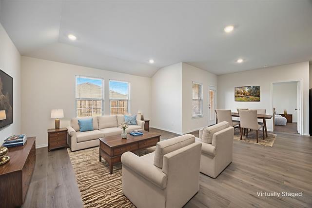 Photo - 2811 Jasmine Dr