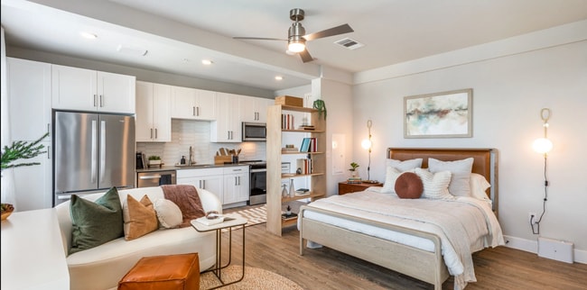 841 Airport-