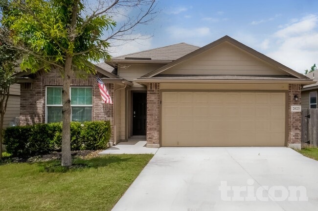 Building Photo - 2023 Emerald Edge