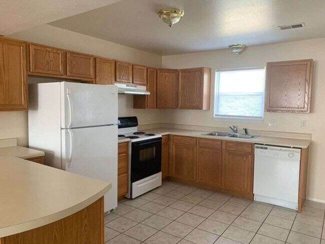 19837 Sackett Ln Unidad C